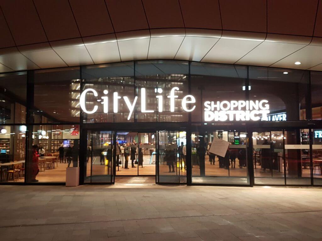 CityLife Shopping District, Italian Retail Market