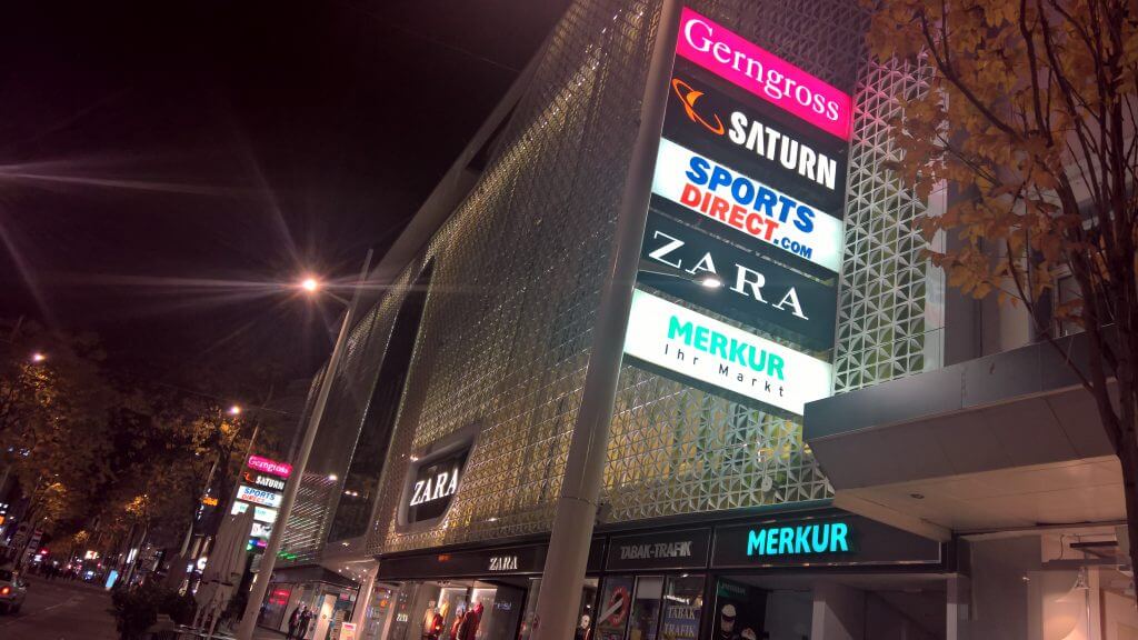 Gerngross Shopping Center, European brand retail