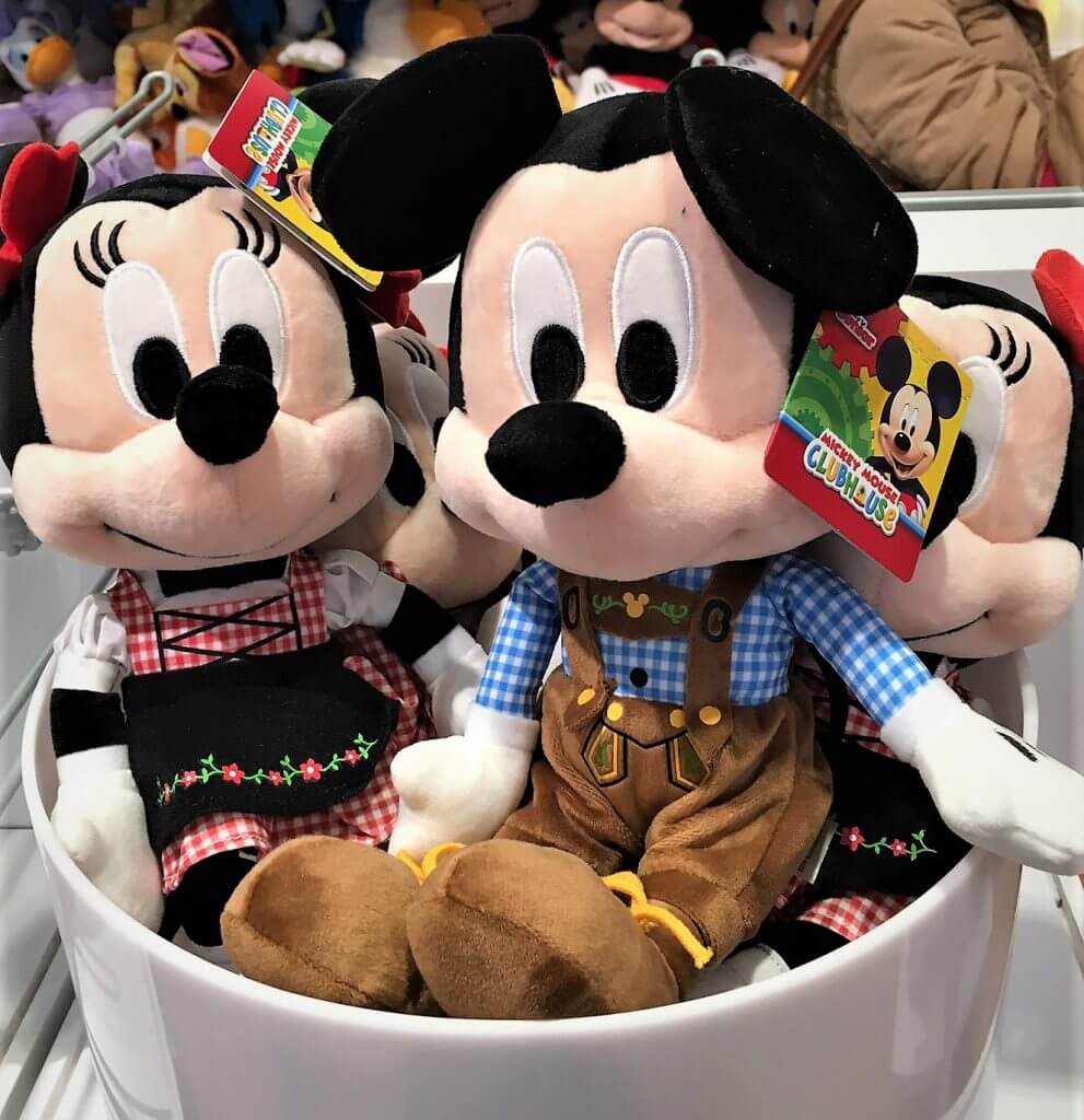 Retail survival. Micky and Minnie - the Bavarian