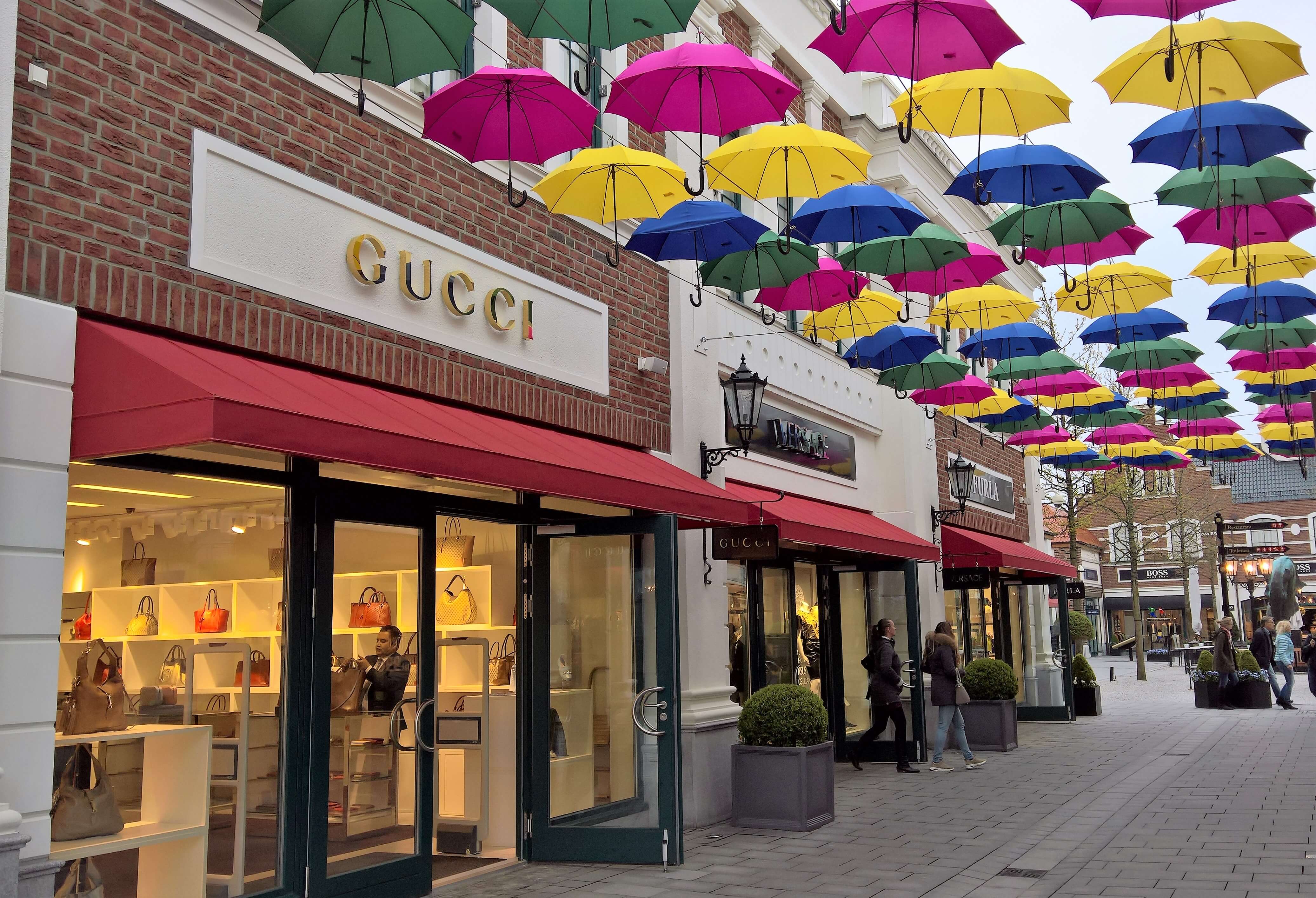how-to-boost-outlet-expansion-with-consumer-experience-brand-experts